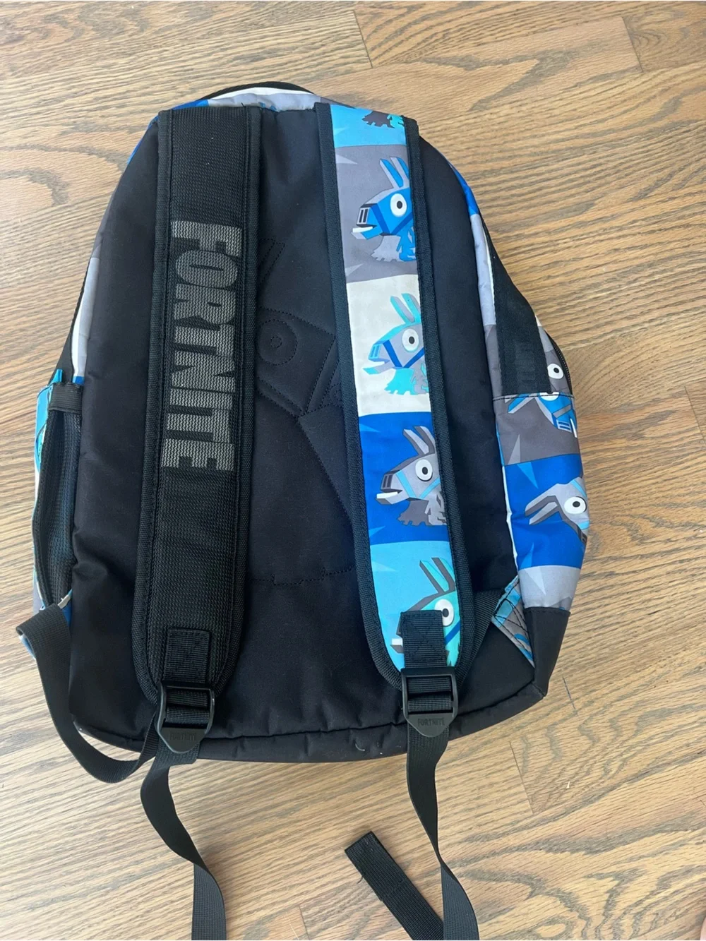 🦙 Fortnite Llama Graphic Backpack in Blue and Gray